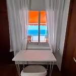 Dreamy Oceanfront Escape With Private Terrace Apartamento