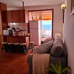 Dreamy Oceanfront Escape With Private Terrace * El Pris