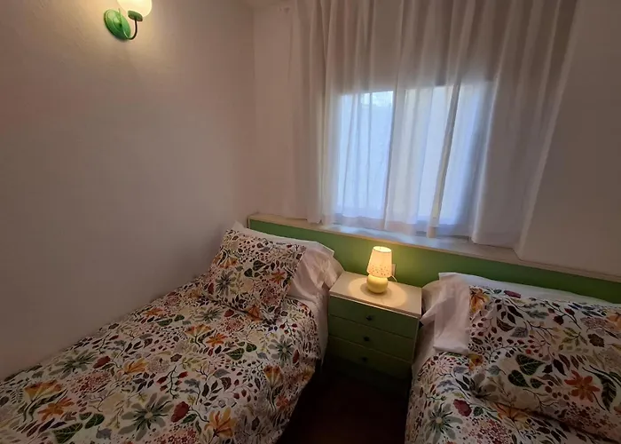 Oceanfront On The Beachfront El Pris