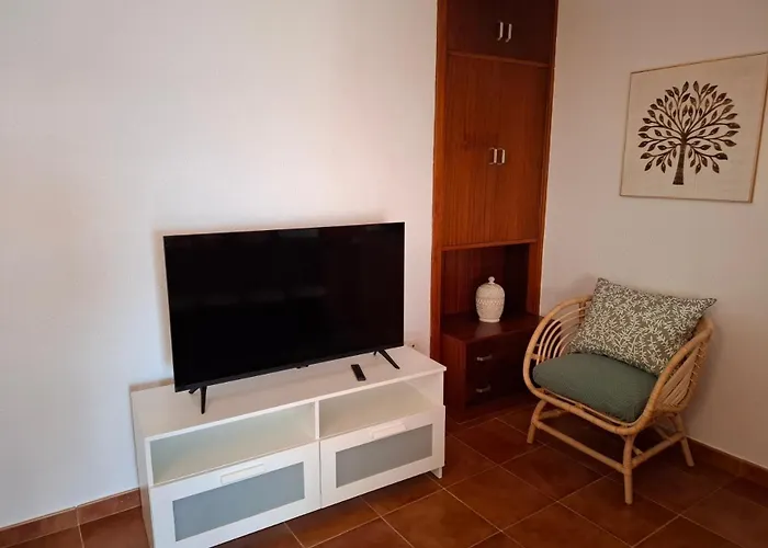 Oceanfront On The Beachfront El Pris